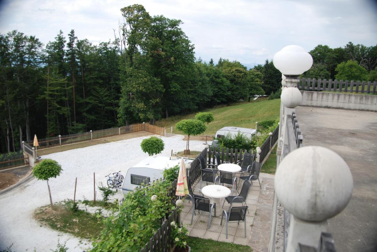 Naturpark-.Weinbergferienhaus Kitzeck im Sausal Buitenkant foto